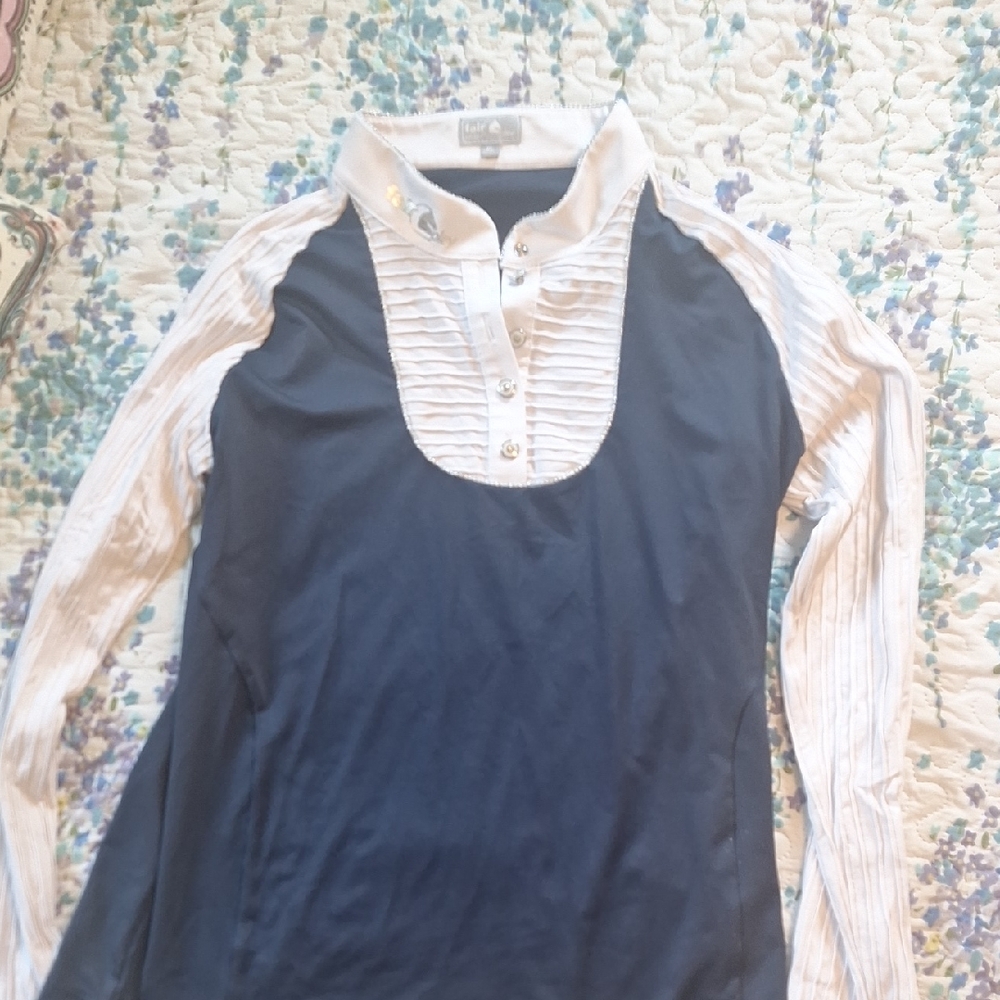 Stunning Navy/White Show Shirt With Pleats And Crystal Accents. NWOT. XL Runs Sm